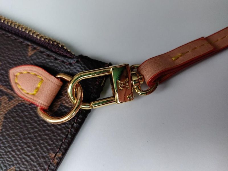 Сумка Louis Vuitton Neverfull 322 фото